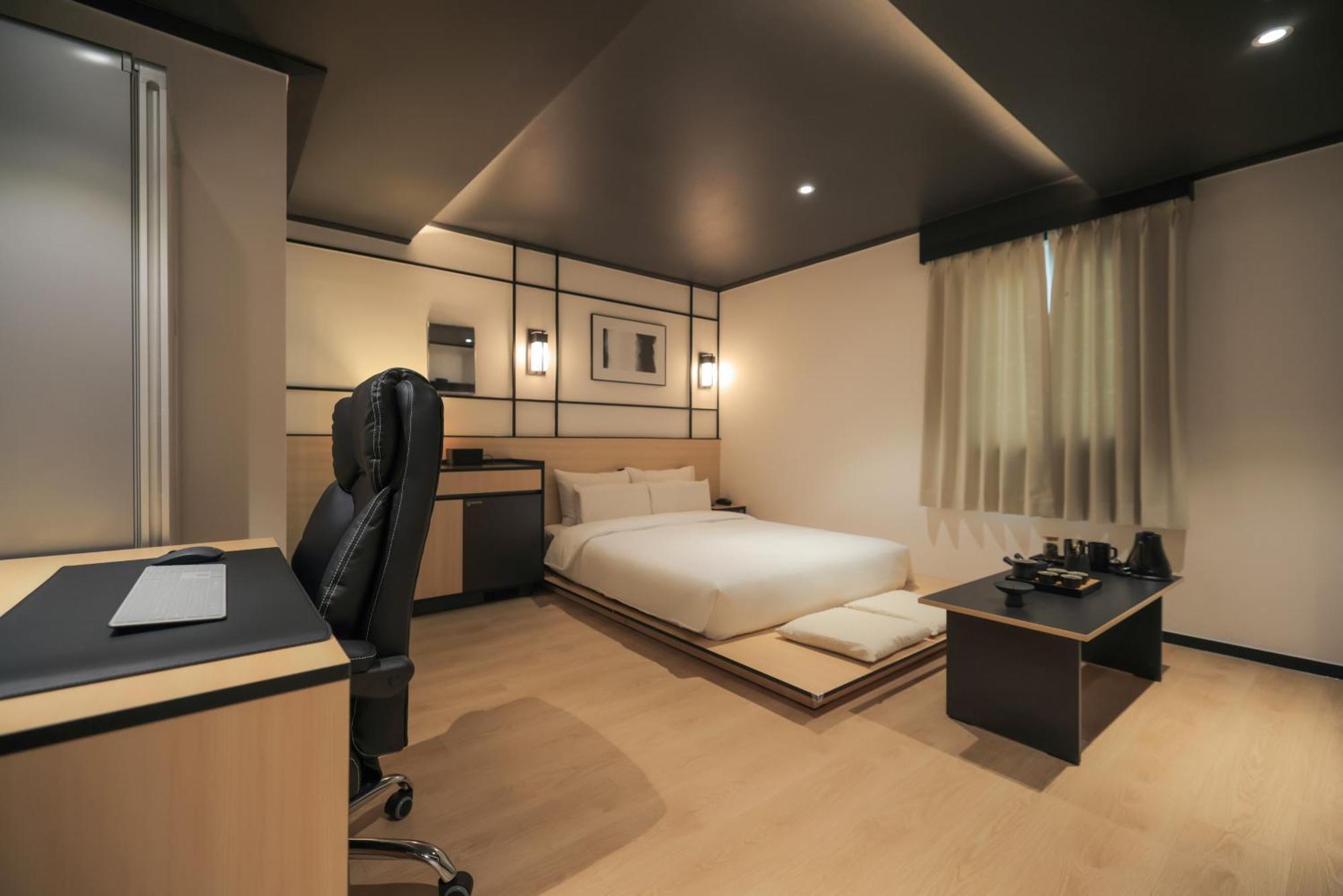 Mitasuya Ryokan Hotel Gumi By Aank Buitenkant foto